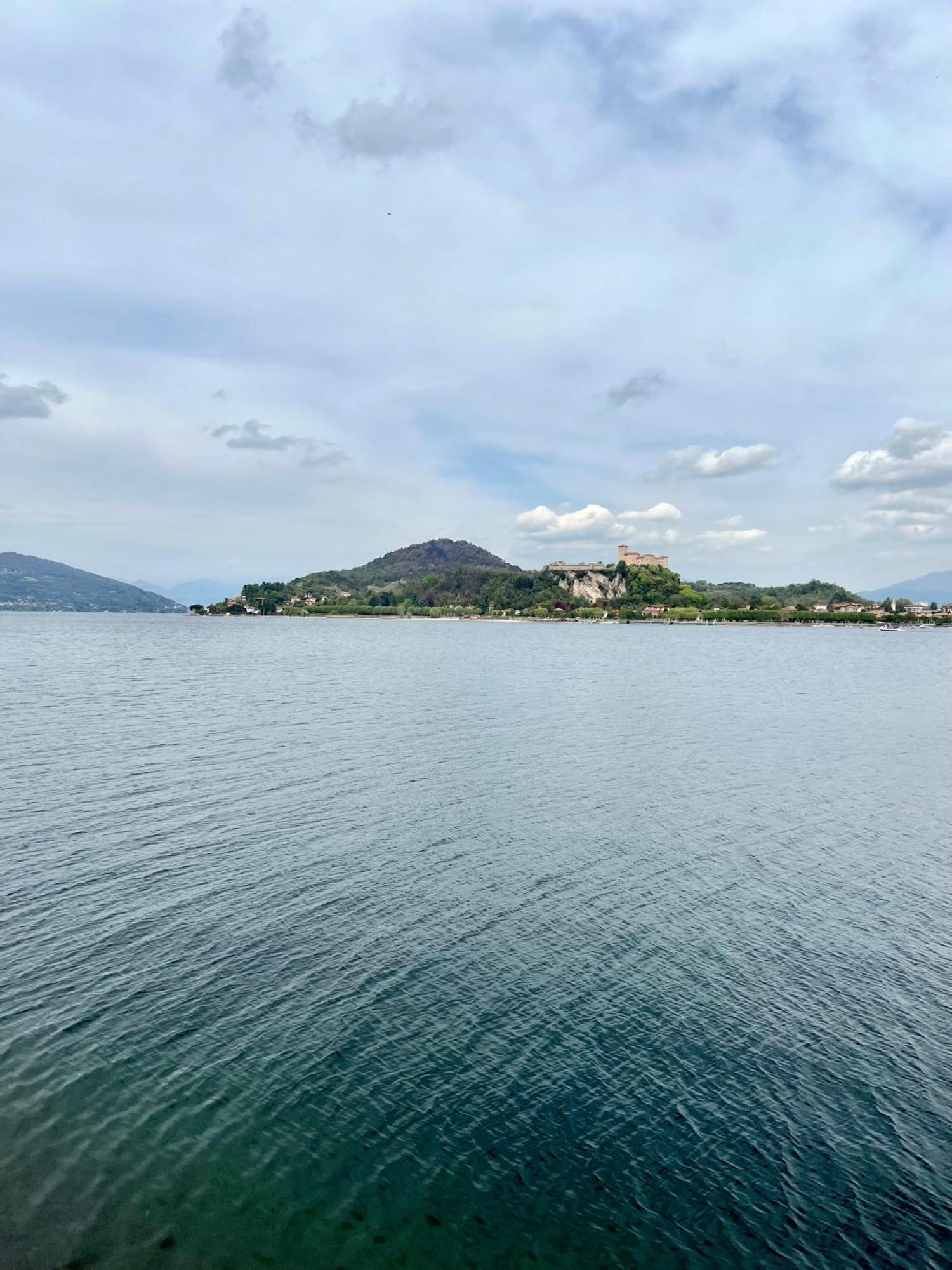 Casa Sul Lago Arona Zewnętrze zdjęcie